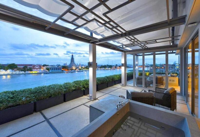 اتاق لوکس با وان آب گرم, Riva Arun Bangkok