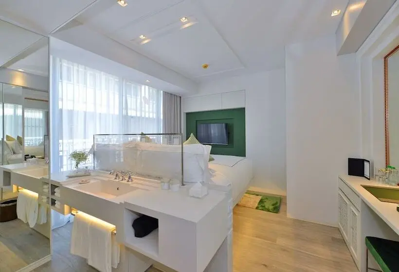 اتاق سوپریور, Riva Arun Bangkok