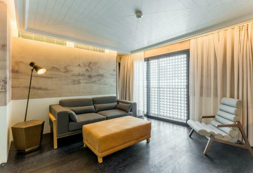 ファミリースイートの２ベッドルーム, Room Mate Emir