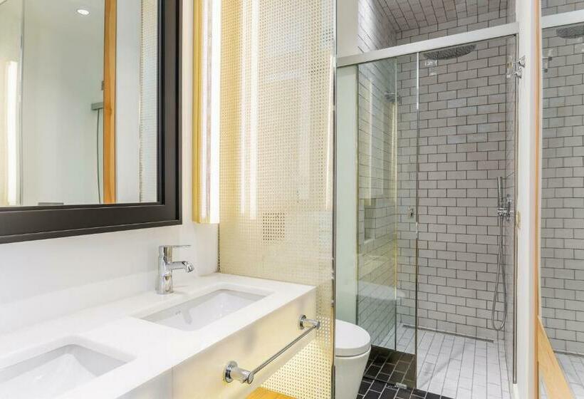 ファミリースイートの２ベッドルーム, Room Mate Emir