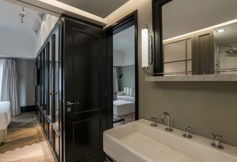 スイート, Room Mate Emir