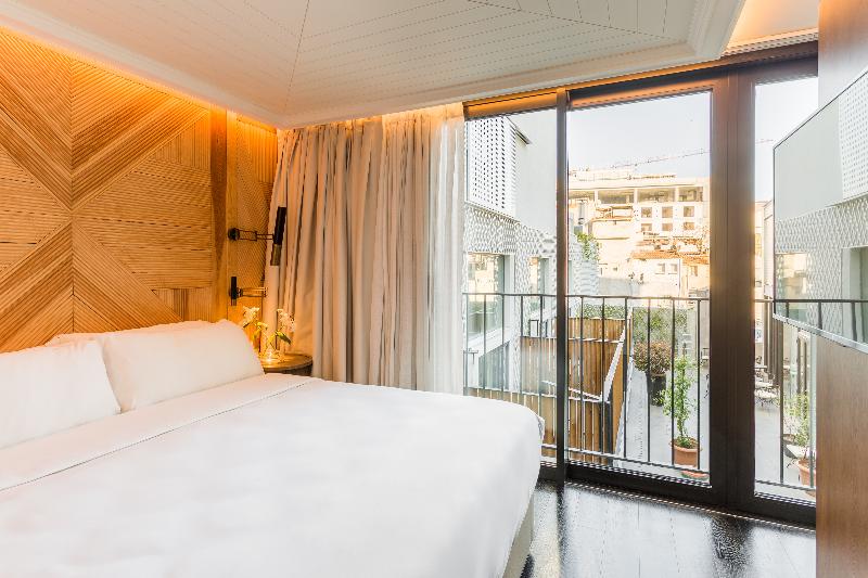 ジュニアスイート, Room Mate Emir