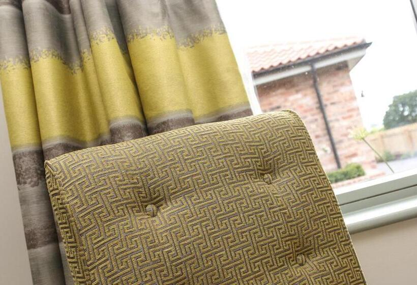 غرفة تنفيذية, The Residence Hotel At The Nottinghamshire Golf & Country Club