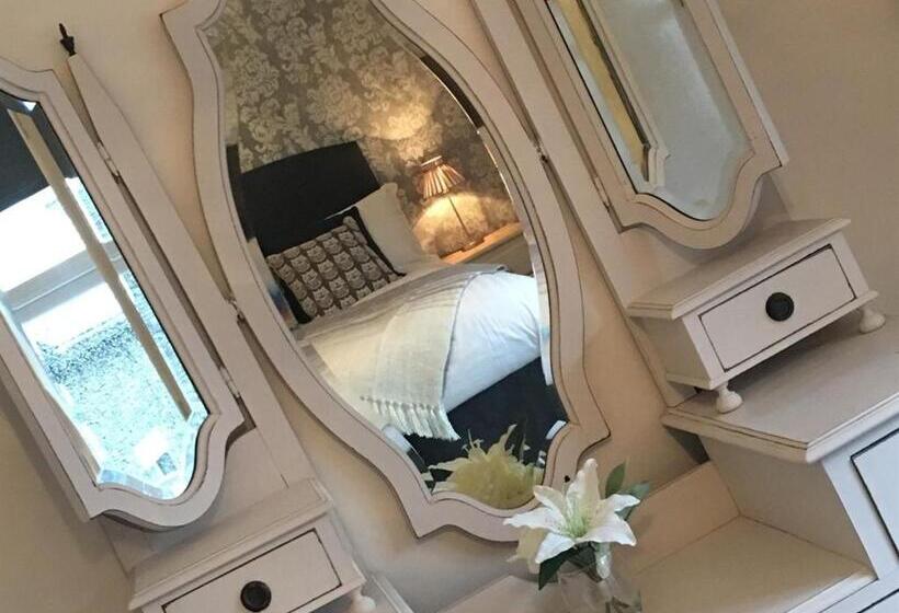 غرفة قياسية, The Westmorland Inn