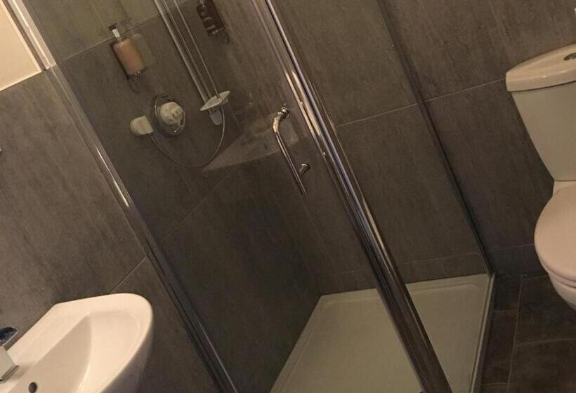 غرفة قياسية, The Westmorland Inn