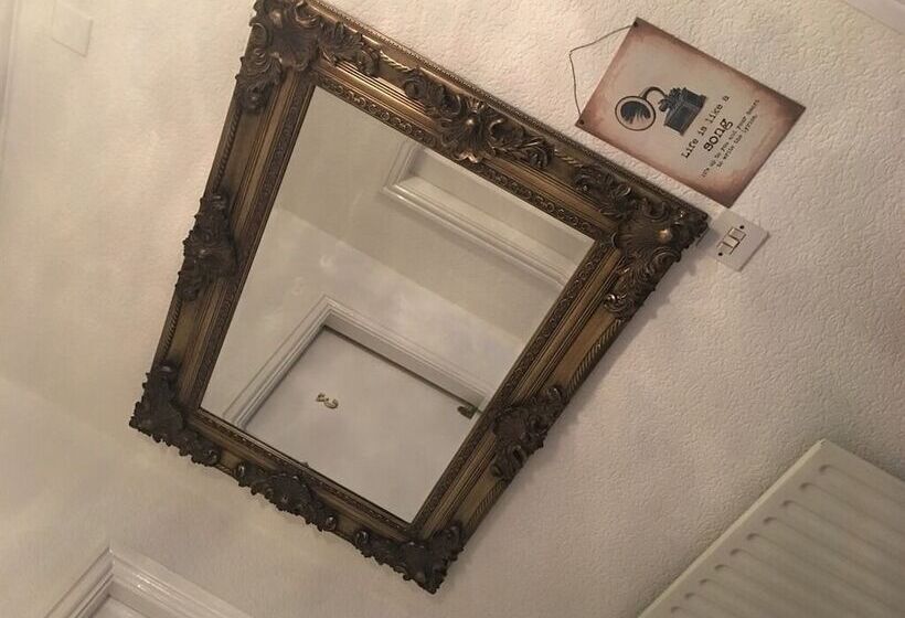 غرفة قياسية, The Westmorland Inn