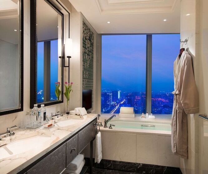 جناح سرير كينج, Waldorf Astoria Chengdu