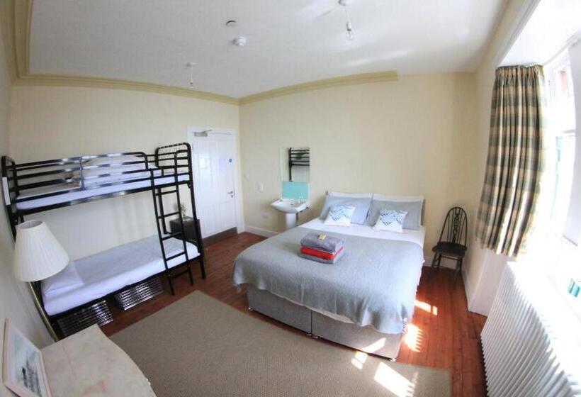 Семейный Номер Вид на Море, Murray Library Hostel