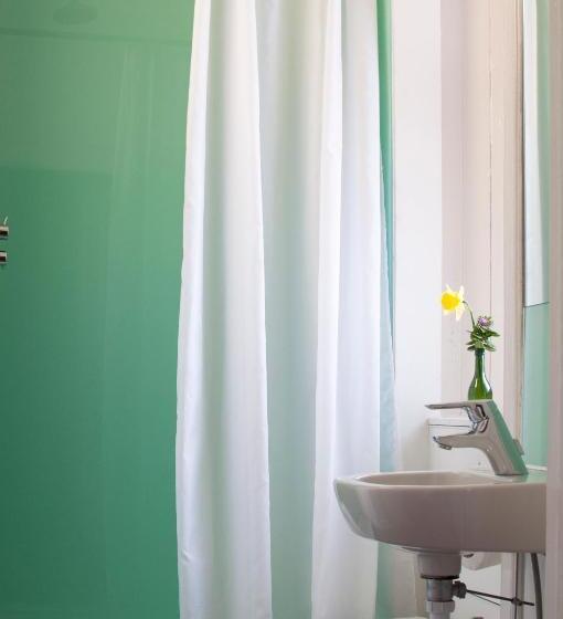 Семейный Номер Вид на Море, Murray Library Hostel