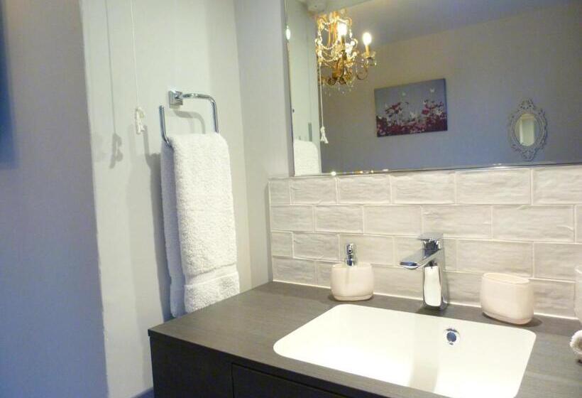 Standard room with outdoor bath, The Old Rectory B&b