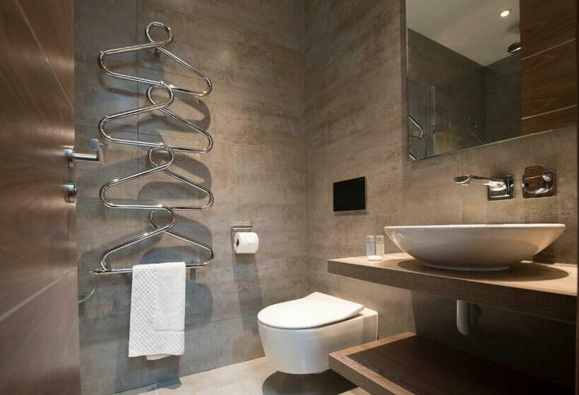 غرفة تنفيذية, The Residence Hotel At The Nottinghamshire Golf & Country Club