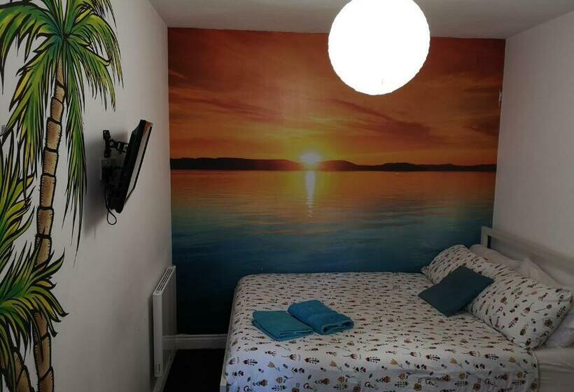 Номер Стандарт, Igloo Hybrid