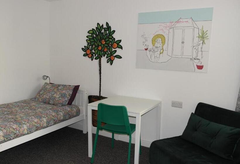 Номер Стандарт, Igloo Hybrid