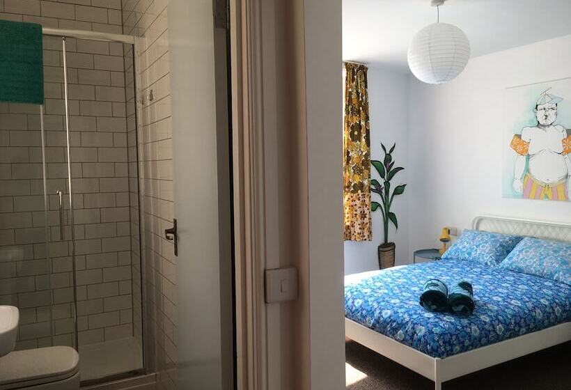 Номер Deluxe, Igloo Hybrid