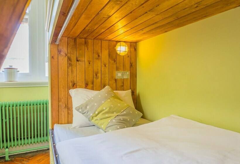 공동 객실, Mrs Potts Backpackers