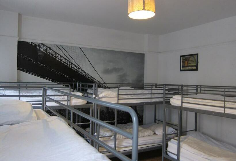 공동 객실, The Horse & Stables Hostel