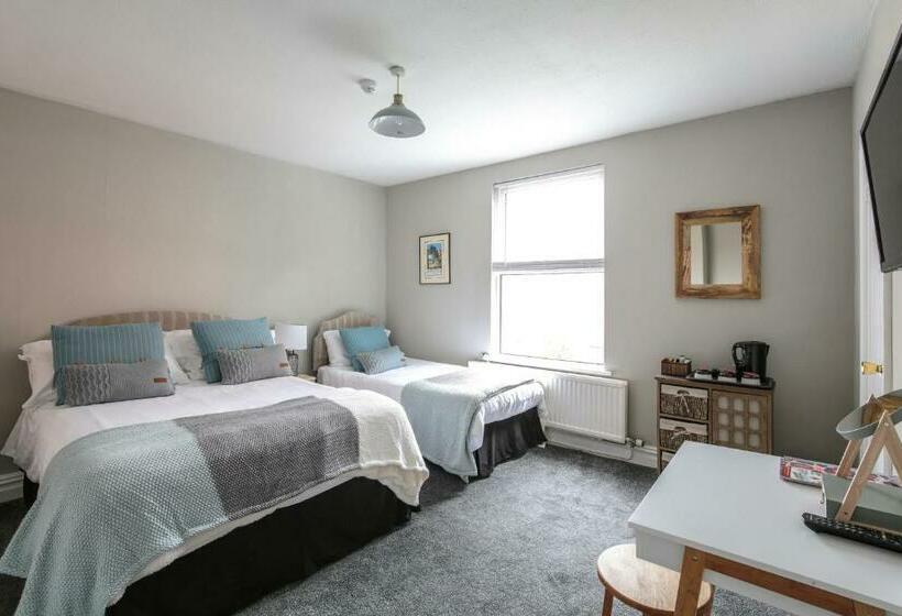 Номер Стандарт Трехместный, Baytree Lodge