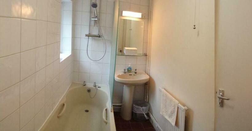 Номер Стандарт Индивидуальный, Benslow Music