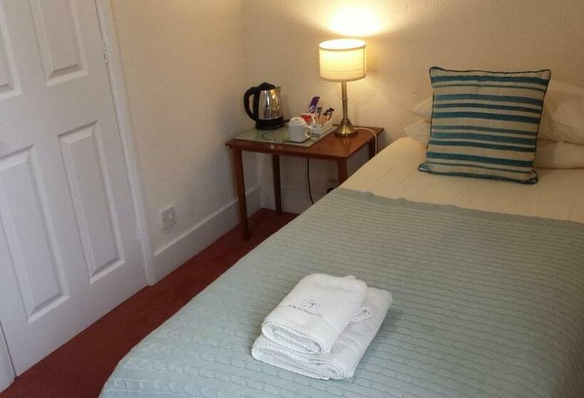 标准单人间, Benslow Music