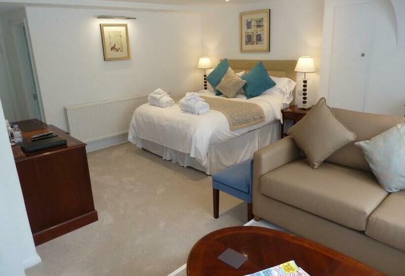 패밀리 스위트, Cameron House