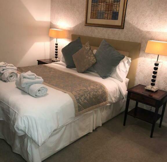 스탠다드 룸 킹사이즈 침대, Cameron House