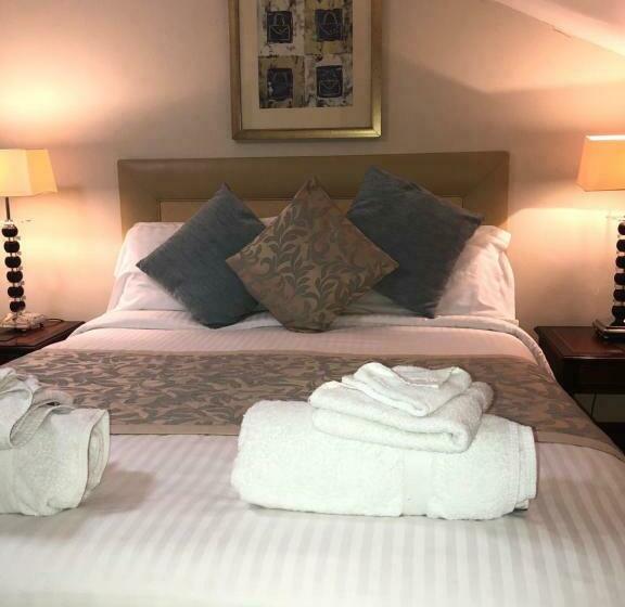 스탠다드 룸 킹사이즈 침대, Cameron House