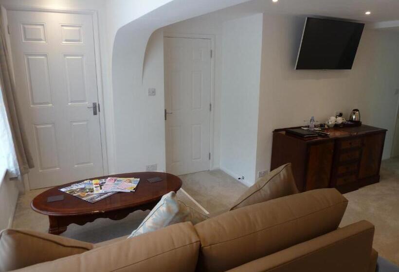 패밀리 스위트, Cameron House