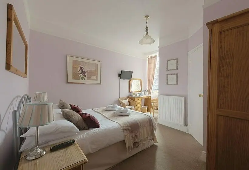 Habitació Estàndard, Cliftons Guest House