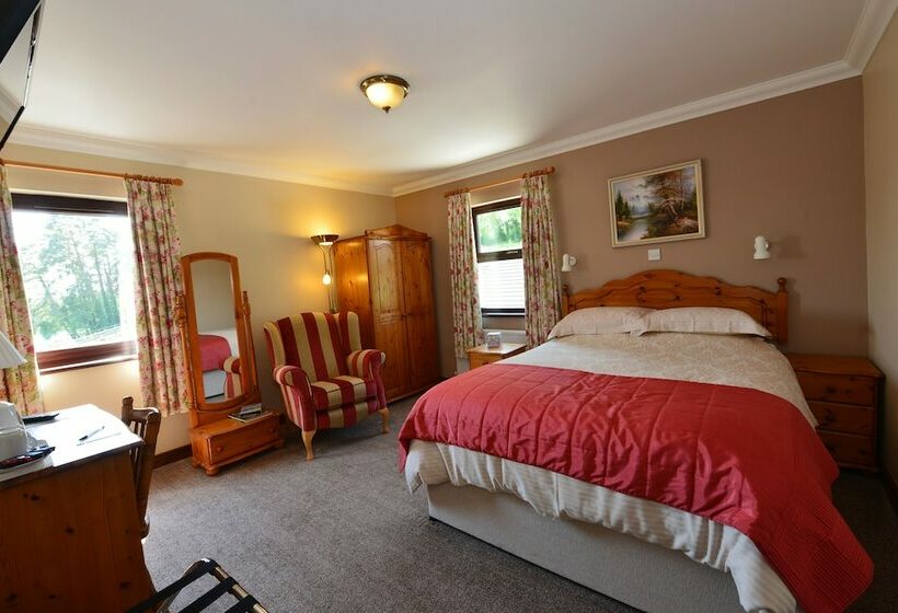 标准间, Corrigans Shore House