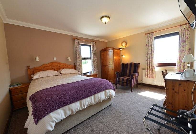 标准间, Corrigans Shore House