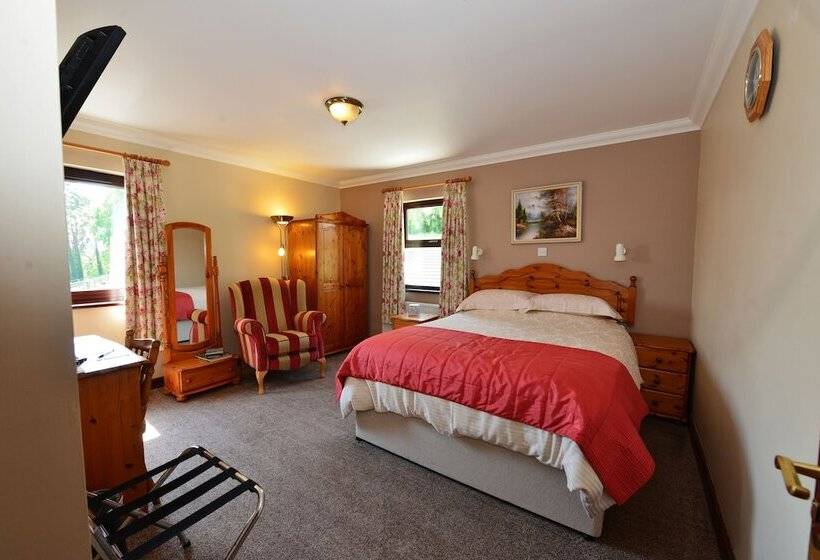 标准间, Corrigans Shore House