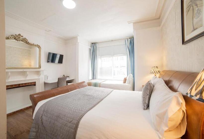 标准三人间, Lonsdale Guest House