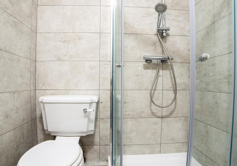 Номер Стандарт Трехместный, Lonsdale Guest House