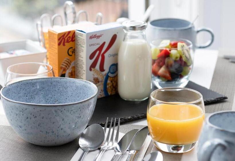 带海景的标准房, Pebble House