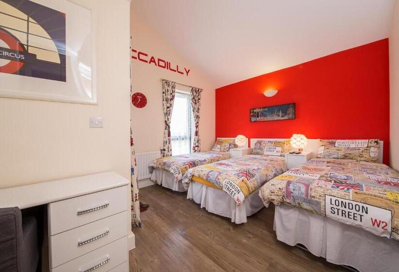 اتاق استاندارد با بالکن, Rowan Park Lodge