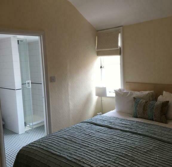 Номер Стандарт, The Queen