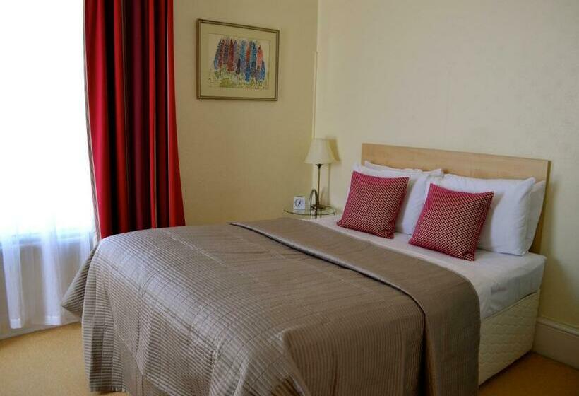 Номер Стандарт, The Queen