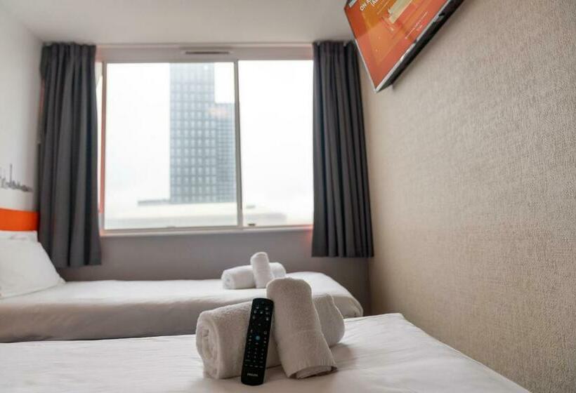 Camera Standard, Easyhotel Croydon