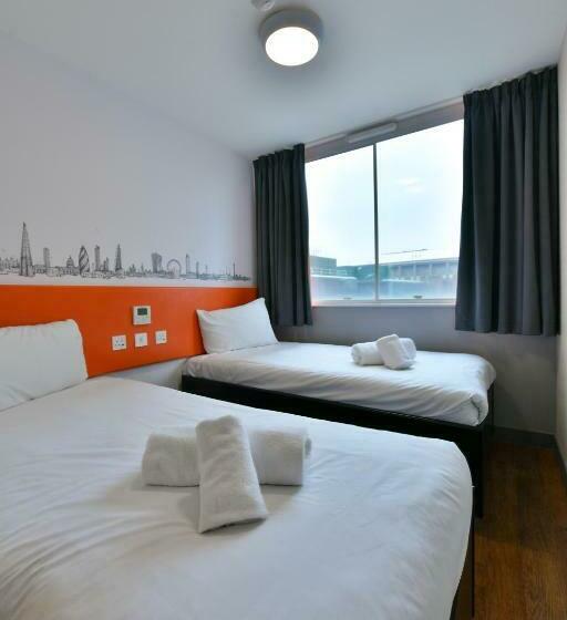 Camera Standard, Easyhotel Croydon