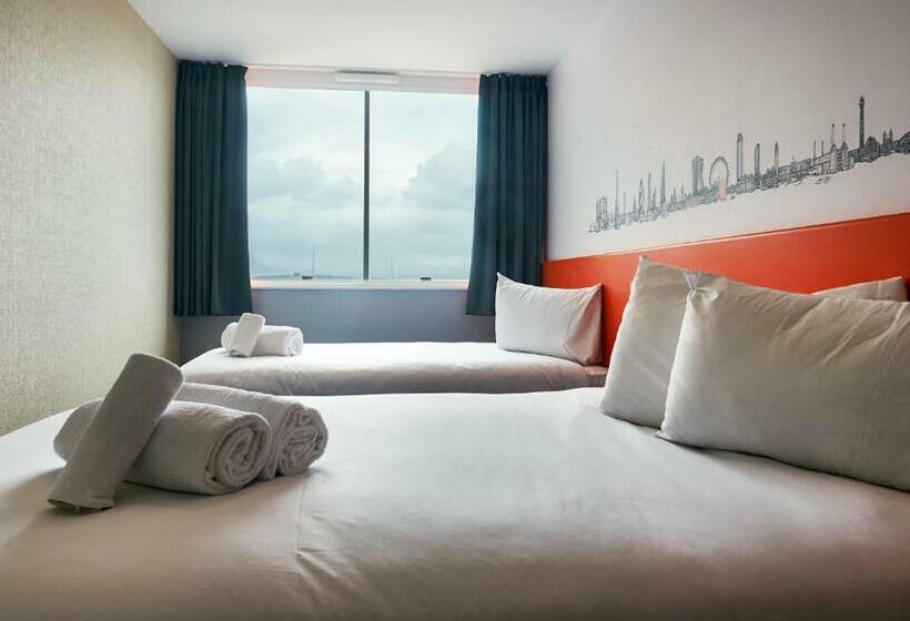 Camera Standard, Easyhotel Croydon