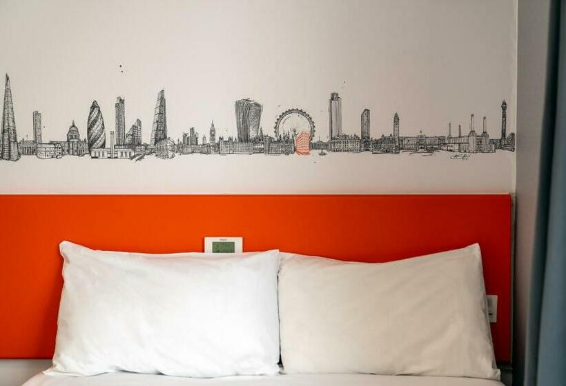 Camera Standard, Easyhotel Croydon