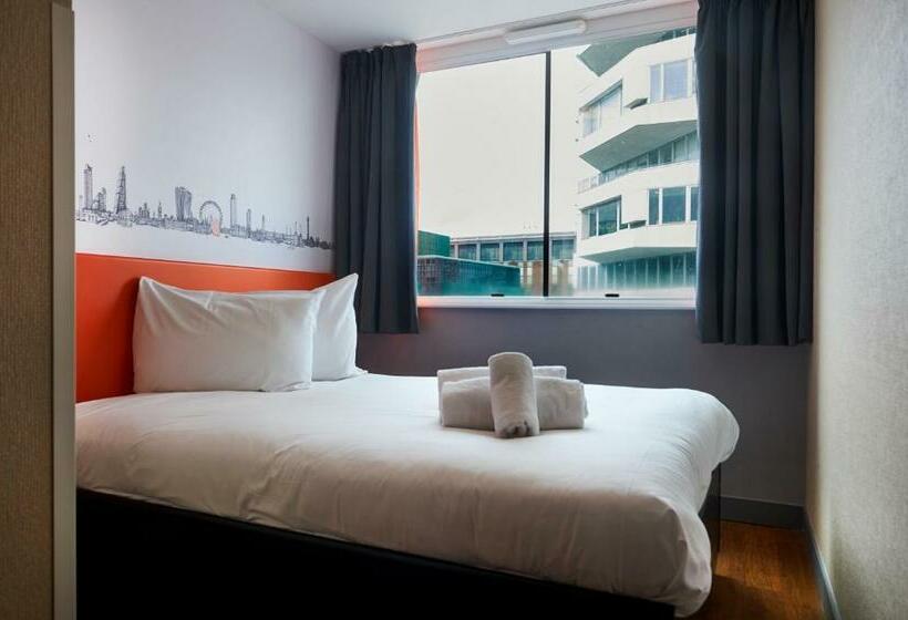 Camera Standard, Easyhotel Croydon