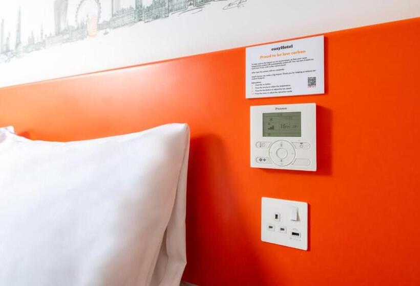 Camera Standard, Easyhotel Croydon