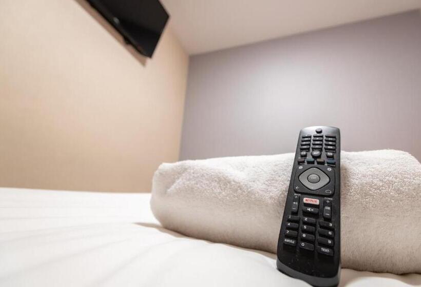 Camera Standard, Easyhotel Croydon