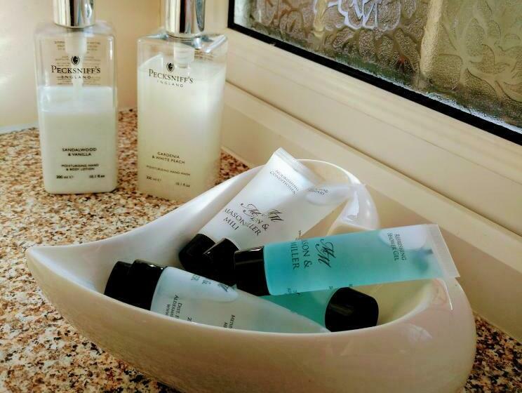 デラックススイート, Grove House Bed & Breakfast