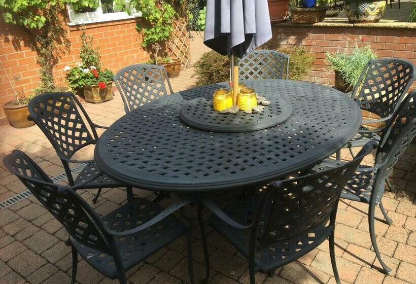 デラックススイート, Grove House Bed & Breakfast