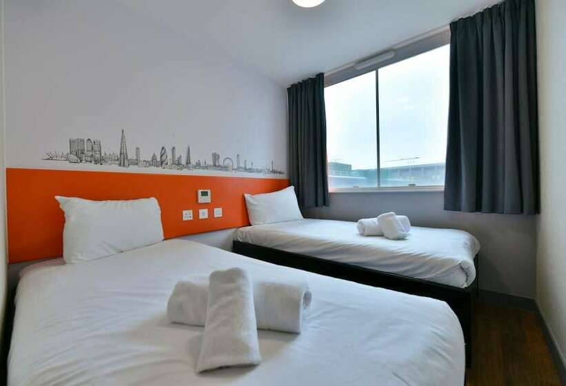 اتاق استاندارد, Easyhotel Croydon