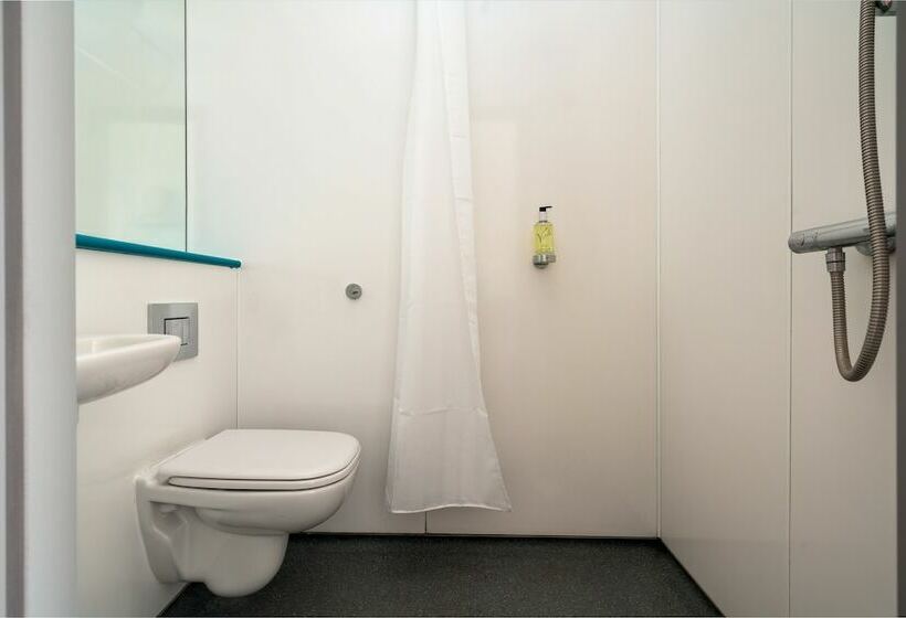 Camera Standard, Easyhotel Croydon