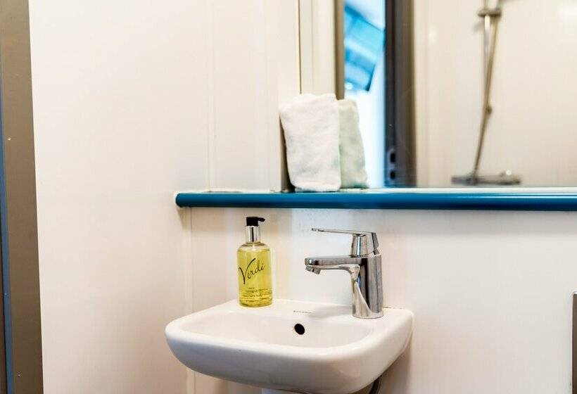 Camera Standard, Easyhotel Croydon