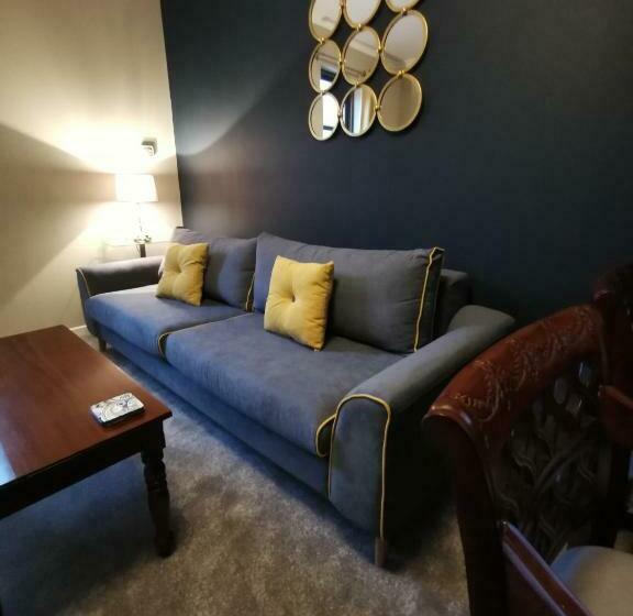 شقة غرفتين, Friars Wynd